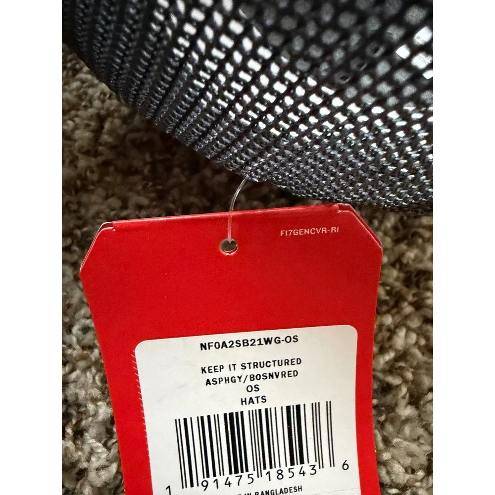 The North Face Keep It Structured Trucker Hat Grey Red Flexfit 110 Snapback OS